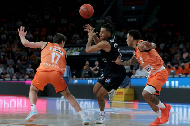 对抗的专业 对抗的专业