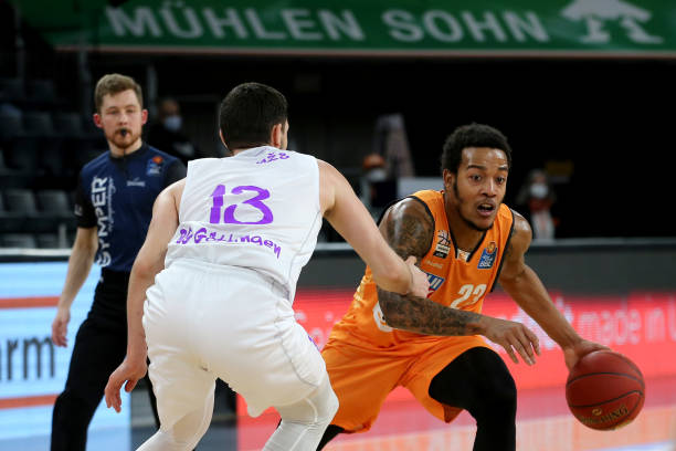 这也暴露出 这也暴露出